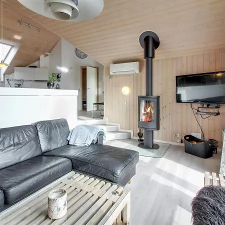 Annlis - 4km From The Sea In Western Jutland By Interhome Blåvand