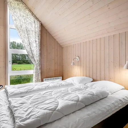 Annlis - 4km From The Sea By Interhome